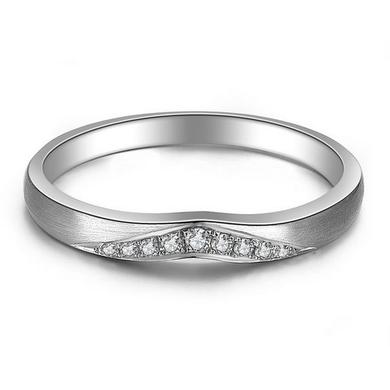 Bague en Or 18 Carats – Élégance intemporelle