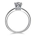 Bague avec diamant 2